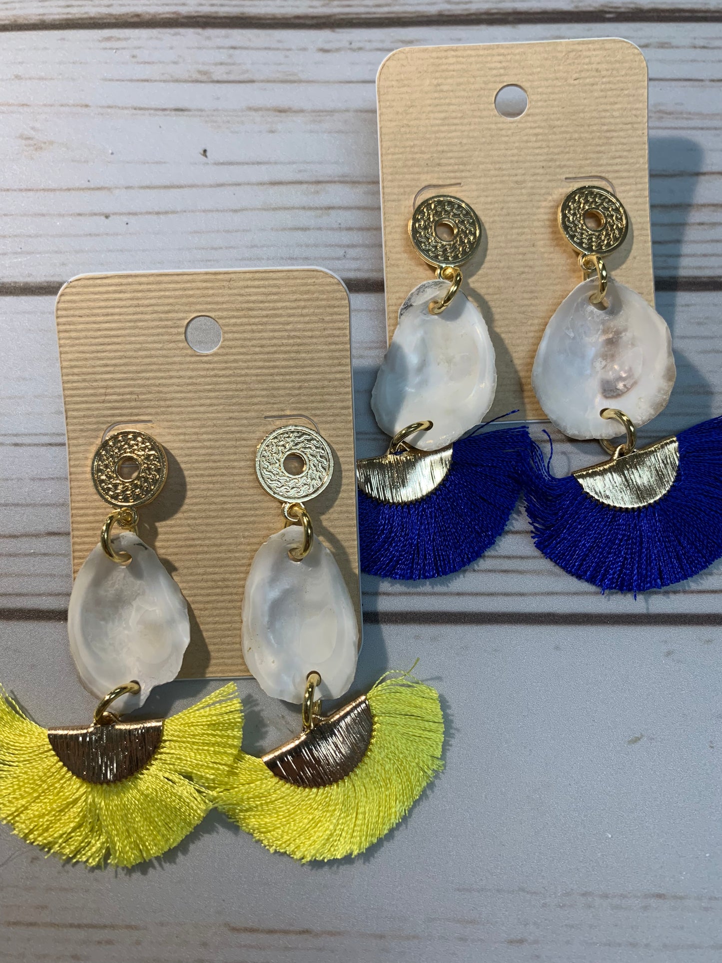 Earrings Dangle tassel oyster