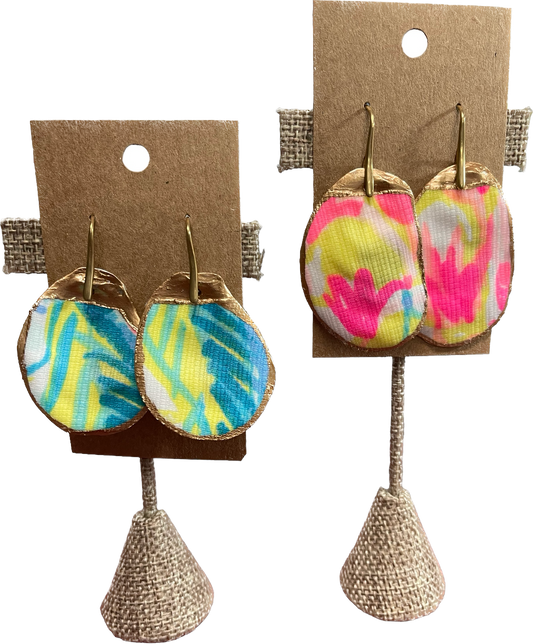 Earrings Oyster Shell Dangle- Lily Inspired
