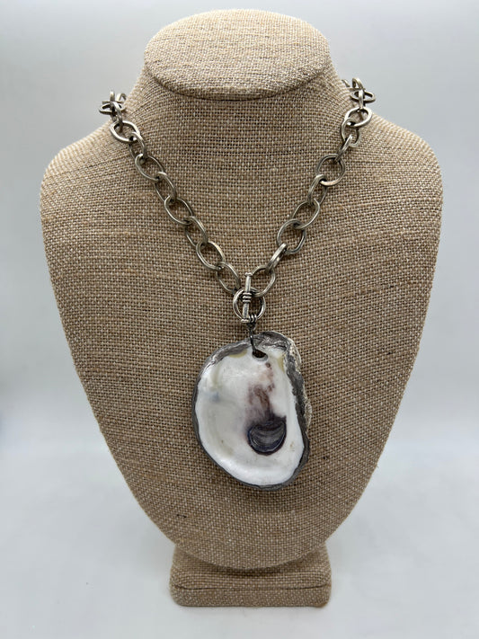 Necklace Oyster Shell on Chain